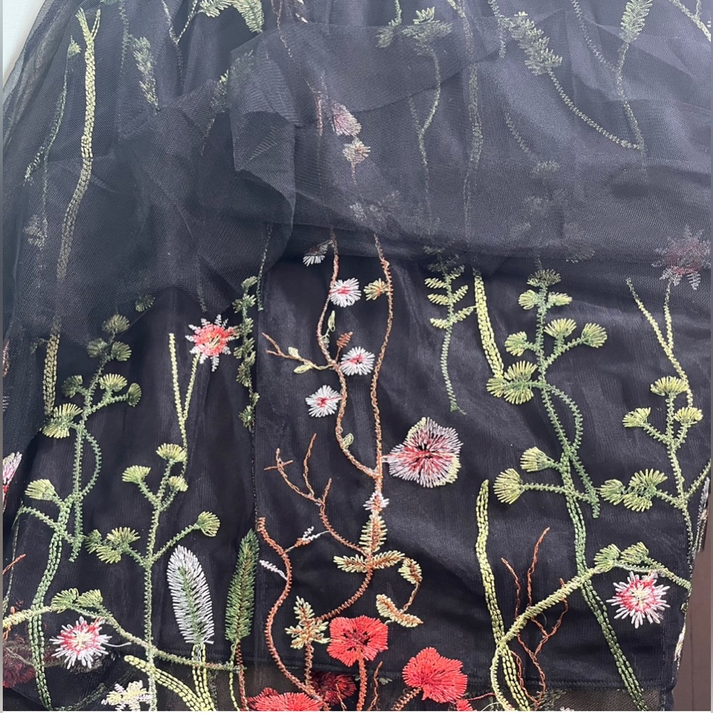 SALE! Embroidered Floral Skirt - Picture 5 of 11